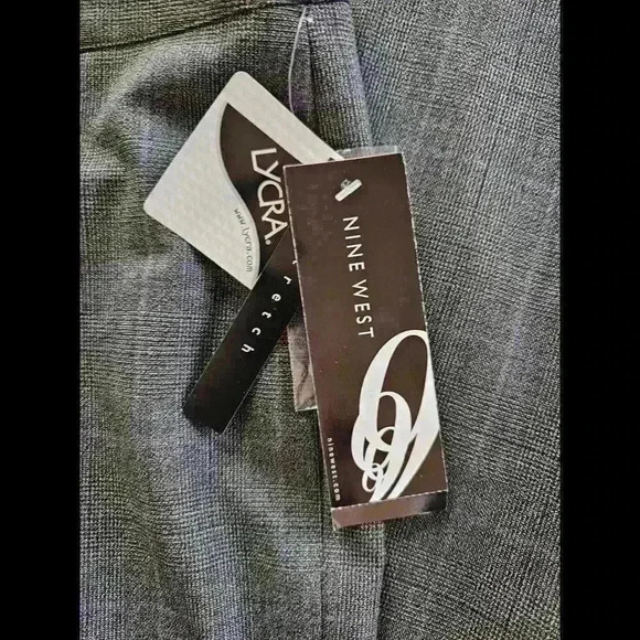 Nine West 8R Slouchy slacks- New With Tags - Picture 3 of 8